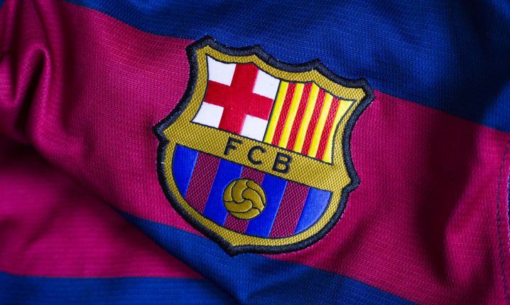 Barcelona chce zatrzymać swojego obrońcę w klubie
